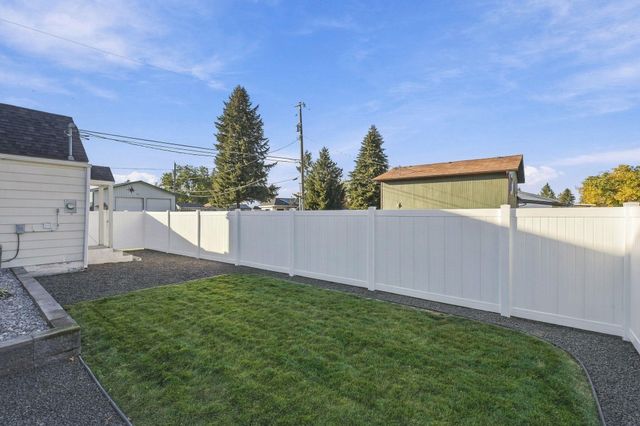 8701 E Cataldo Ave, Spokane Valley, WA 99212