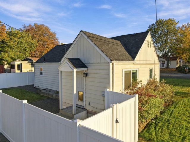 8701 E Cataldo Ave, Spokane Valley, WA 99212