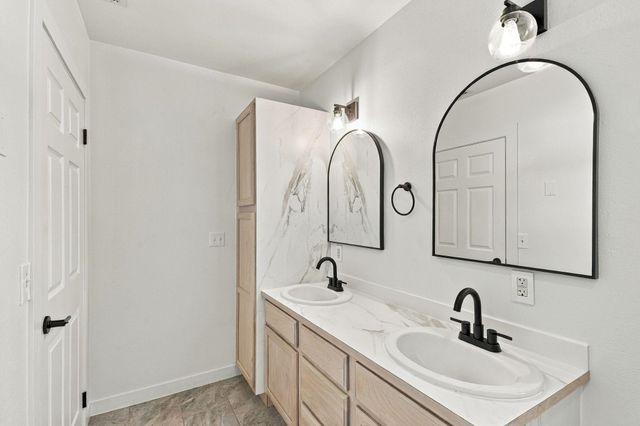 8701 E Cataldo Ave, Spokane Valley, WA 99212