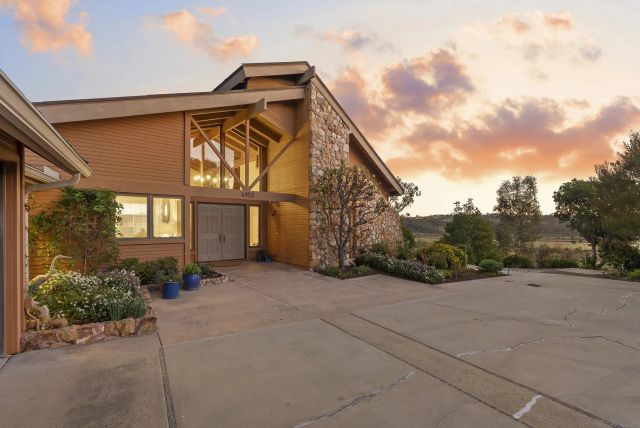 4955 Rancho Viejo Dr, Del Mar, CA 92014