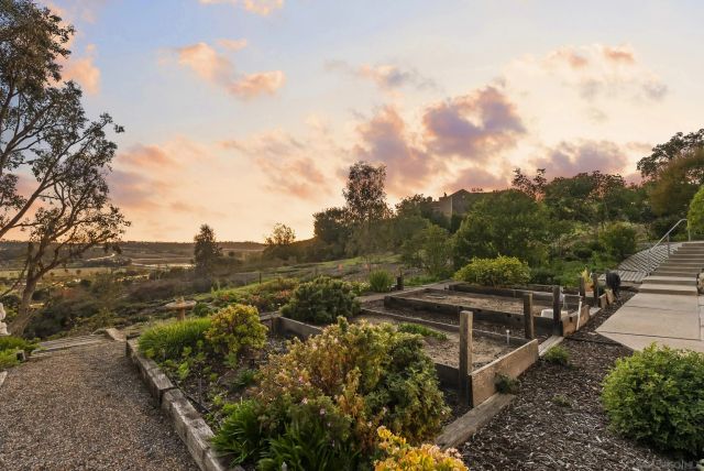 4955 Rancho Viejo Dr, Del Mar, CA 92014