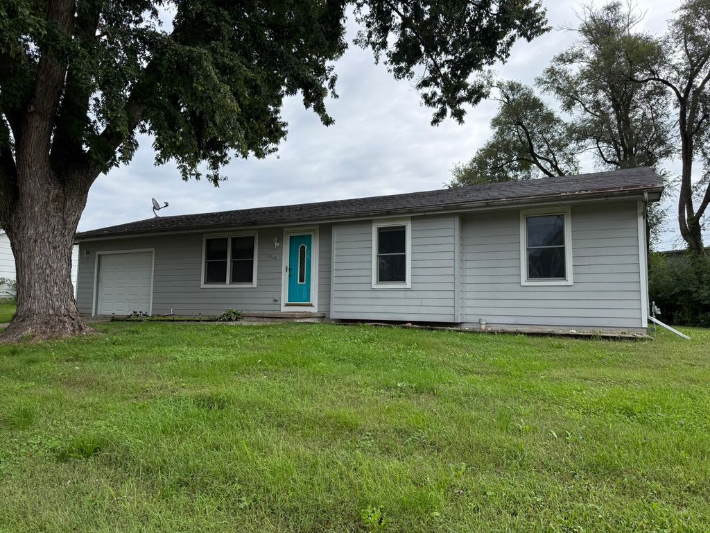 1014 Holly Drive, Norwalk, IA 50211