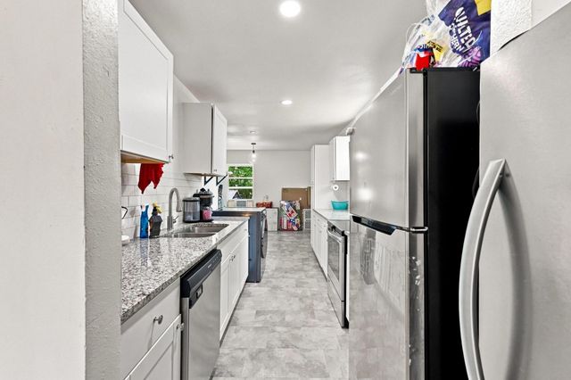 298 7th Street, Honey Grove, TX 75446