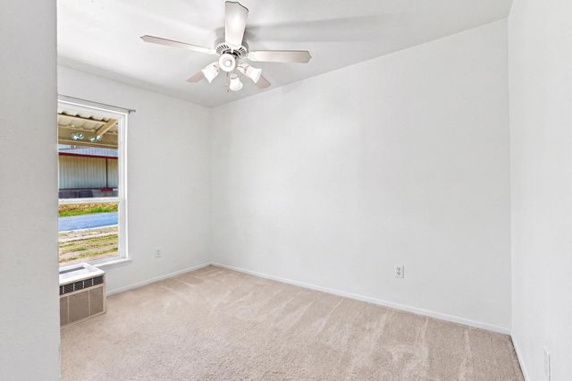 298 7th Street, Honey Grove, TX 75446