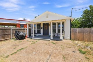 298 7th Street, Honey Grove, TX 75446