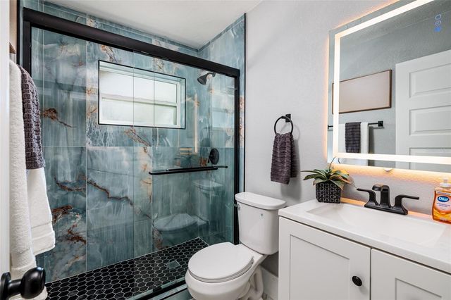 115 87TH AVENUE N, St Petersburg, FL 33702