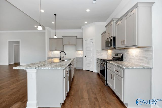 124 Pike Ackert Road, Meridianville, AL 35759