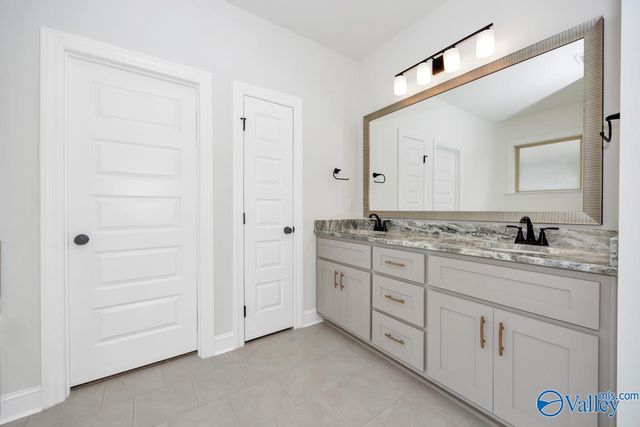 124 Pike Ackert Road, Meridianville, AL 35759