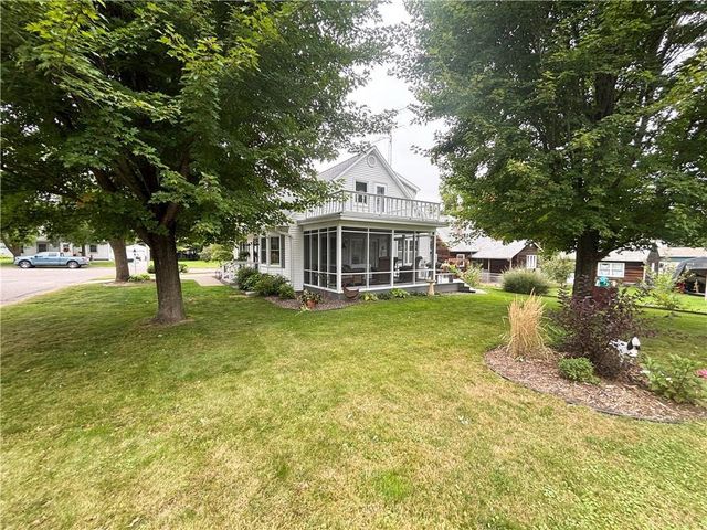 511 E Wisconsin Avenue, Barron, WI 54812