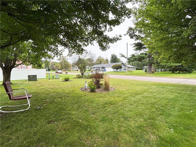 511 E Wisconsin Avenue, Barron, WI 54812