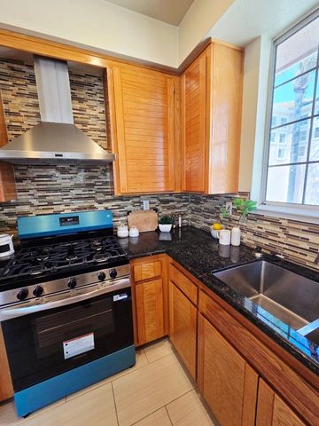 1464 Los Buellis Way, Milpitas, CA 95035