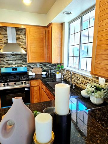 1464 Los Buellis Way, Milpitas, CA 95035