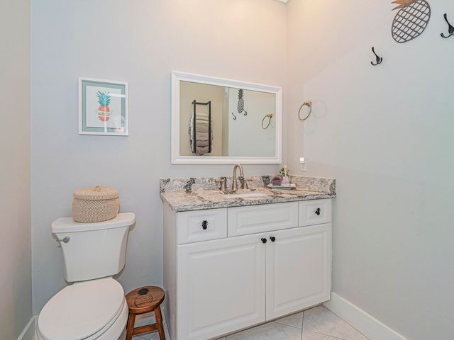 406 9th Court, Vero Beach, FL 32962