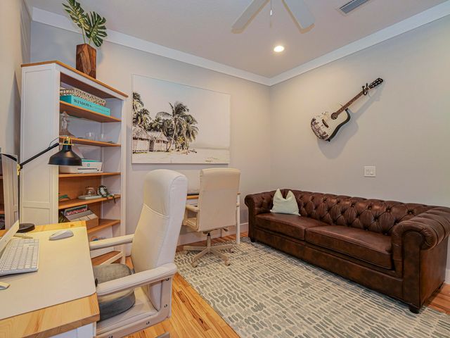 406 9th Court, Vero Beach, FL 32962