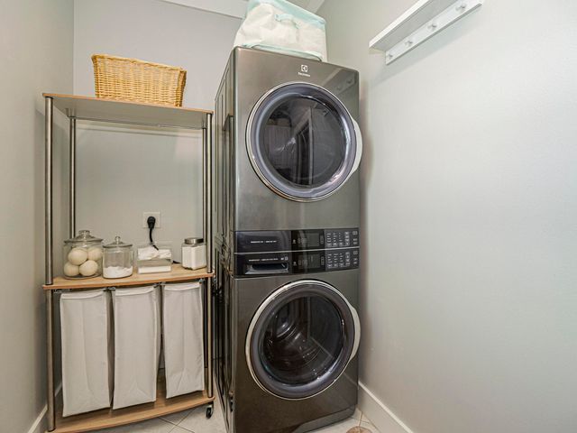 406 9th Court, Vero Beach, FL 32962