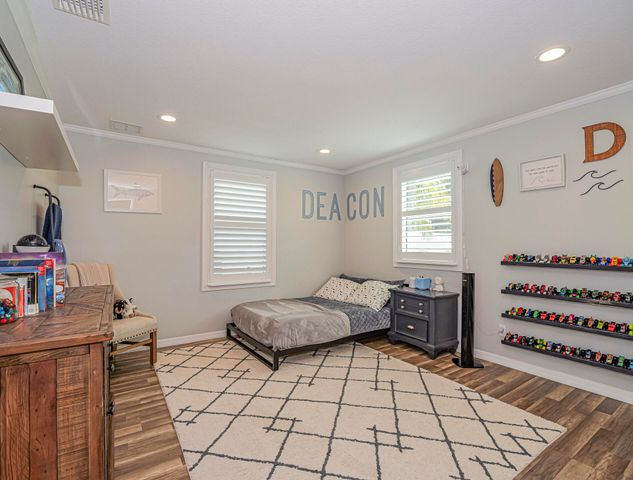 406 9th Court, Vero Beach, FL 32962