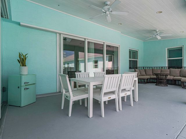 406 9th Court, Vero Beach, FL 32962