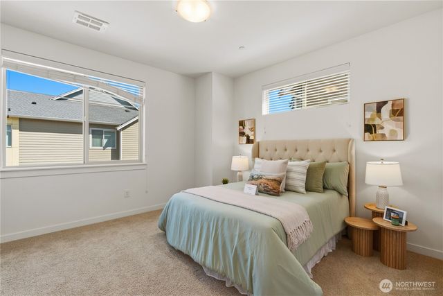 15865 NE 14th Road, Bellevue, WA 98008