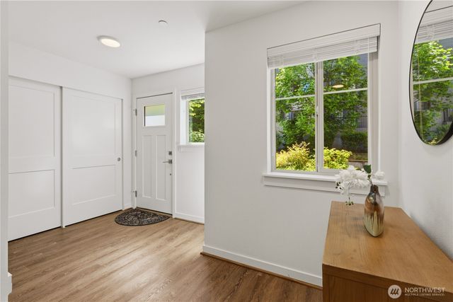15865 NE 14th Road, Bellevue, WA 98008