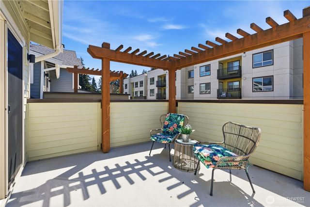 15865 NE 14th Road, Bellevue, WA 98008