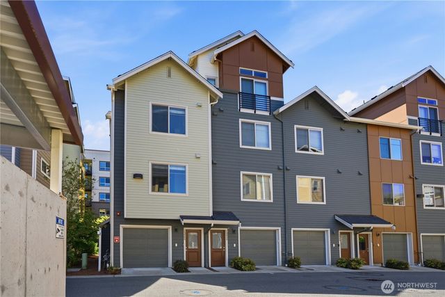 15865 NE 14th Road, Bellevue, WA 98008