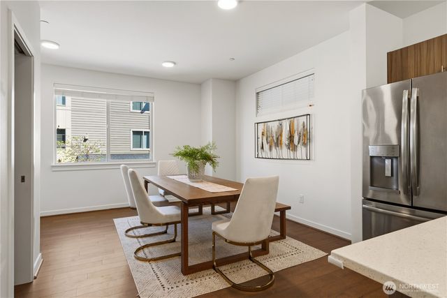 15865 NE 14th Road, Bellevue, WA 98008