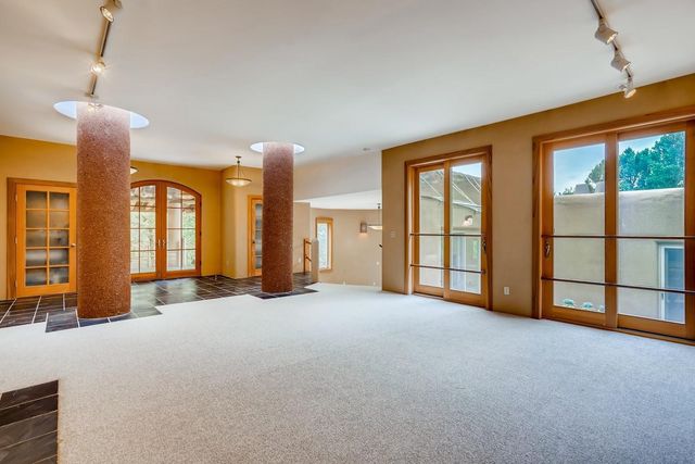 1404 Tesuque Creek, Santa Fe, NM 87501