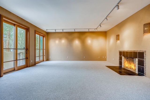 1404 Tesuque Creek, Santa Fe, NM 87501