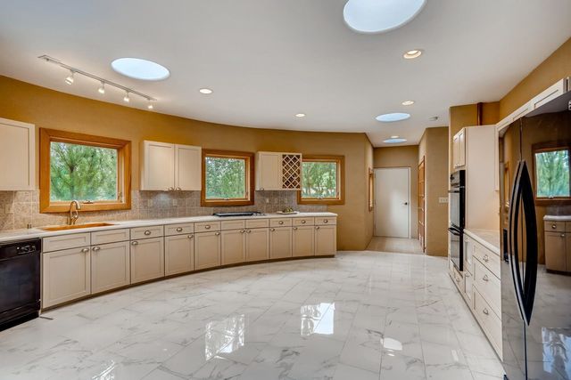 1404 Tesuque Creek, Santa Fe, NM 87501
