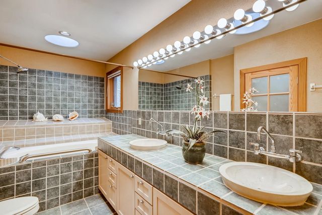 1404 Tesuque Creek, Santa Fe, NM 87501