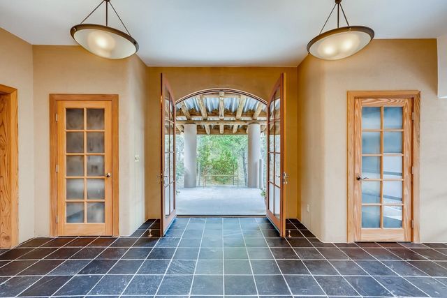 1404 Tesuque Creek, Santa Fe, NM 87501