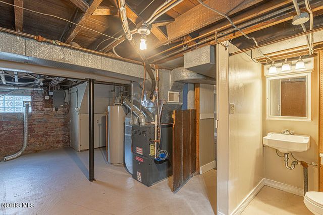 1889 Princeton Drive, Toledo, OH 43614