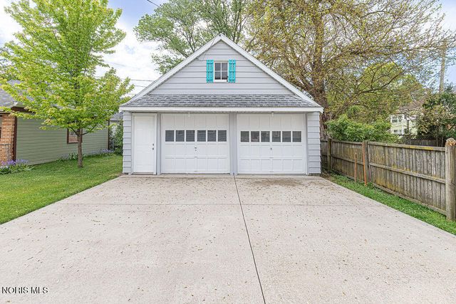 1889 Princeton Drive, Toledo, OH 43614
