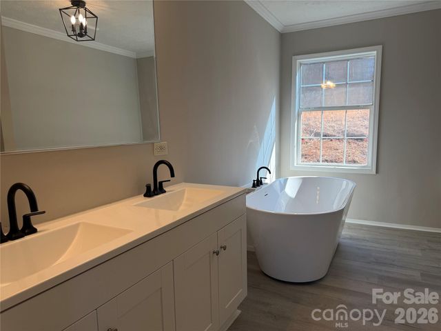 190 Noahs World Lane, Union Mills, NC 28167