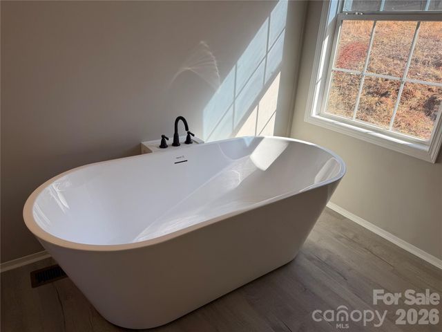 190 Noahs World Lane, Union Mills, NC 28167