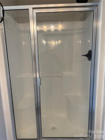 190 Noahs World Lane, Union Mills, NC 28167