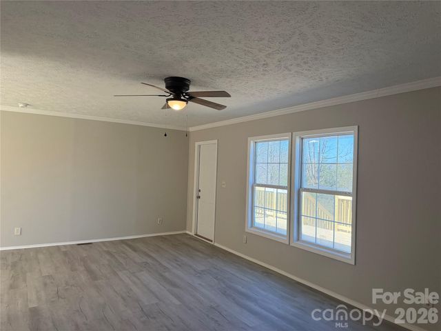 190 Noahs World Lane, Union Mills, NC 28167