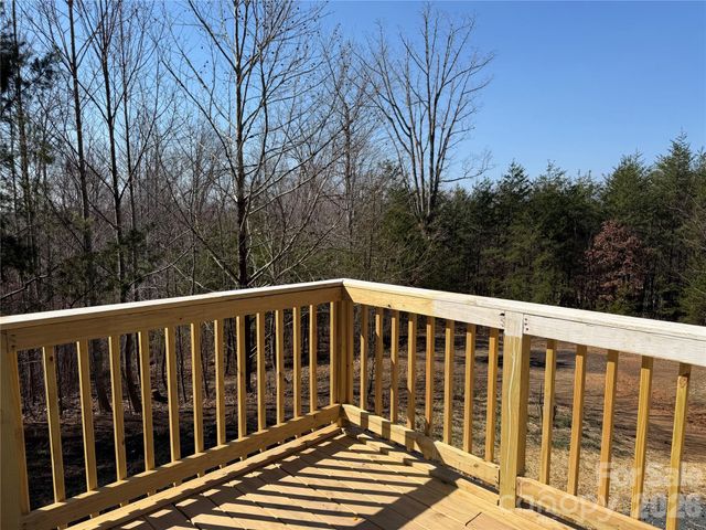 190 Noahs World Lane, Union Mills, NC 28167