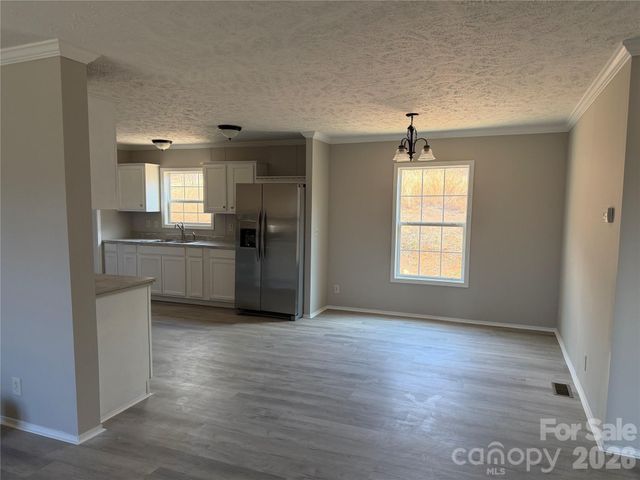 190 Noahs World Lane, Union Mills, NC 28167