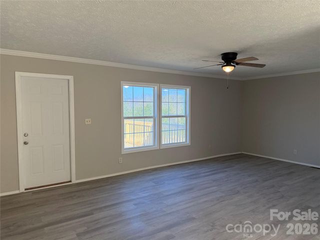 190 Noahs World Lane, Union Mills, NC 28167