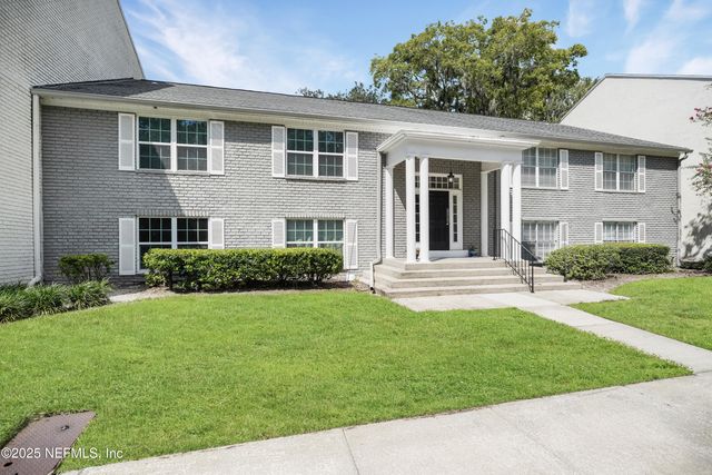 4315 PLAZA GATE Lane S, 202, Jacksonville, FL 32217