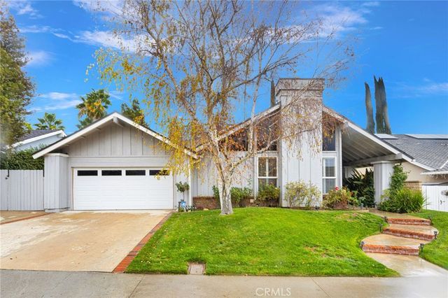 25442 Via Escovar, Valencia, CA 91355