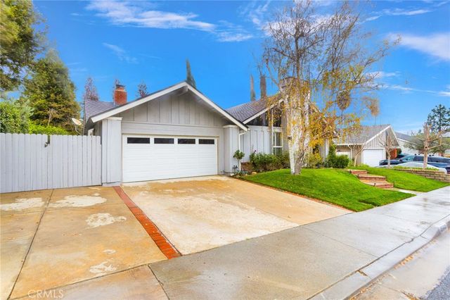 25442 Via Escovar, Valencia, CA 91355