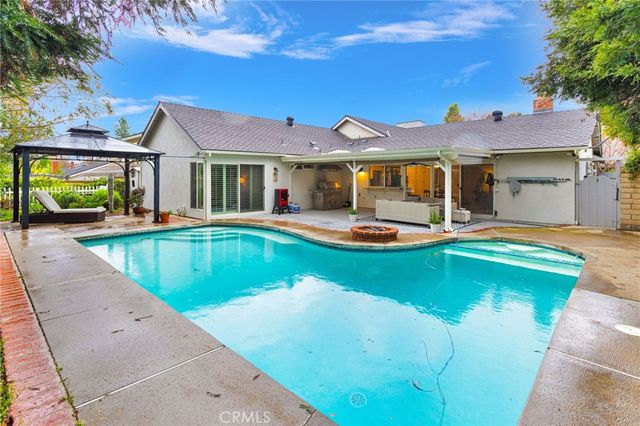 25442 Via Escovar, Valencia, CA 91355