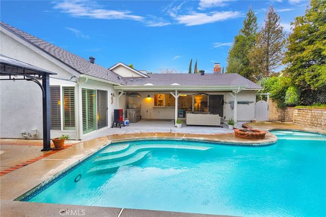 25442 Via Escovar, Valencia, CA 91355