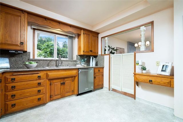 1329 N 2nd, Upland, CA 91786