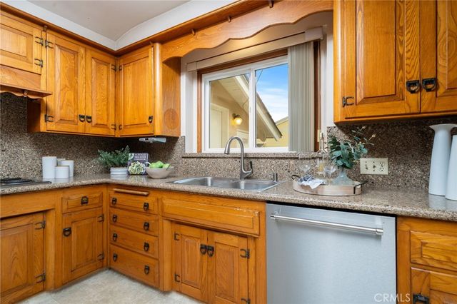 1329 N 2nd, Upland, CA 91786