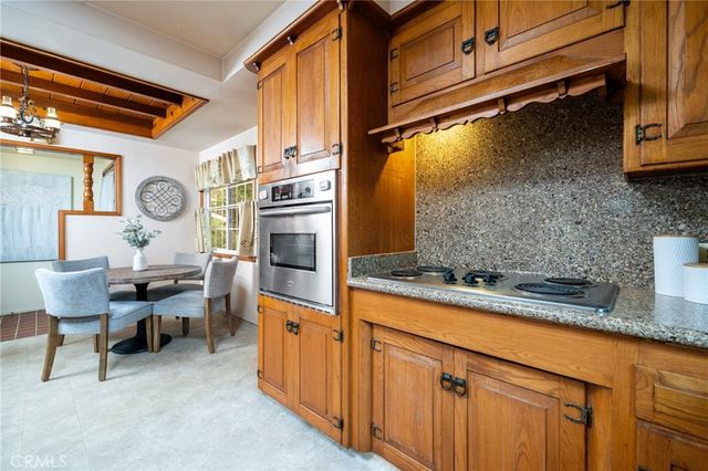 1329 N 2nd, Upland, CA 91786