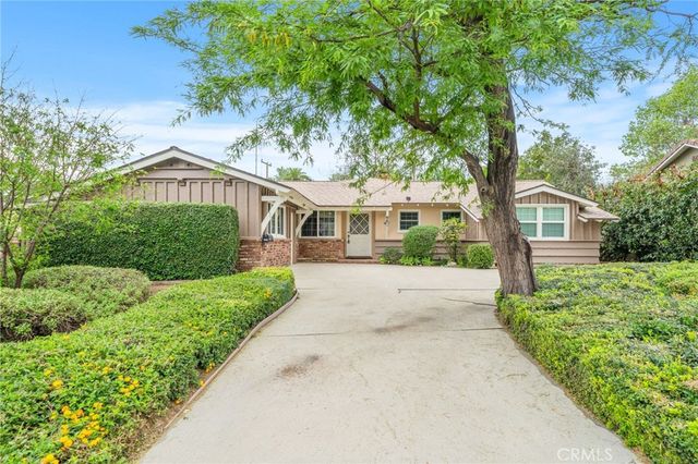 1329 N 2nd, Upland, CA 91786