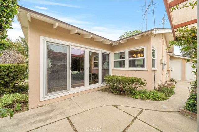 1329 N 2nd, Upland, CA 91786